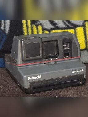 Polaroid Vintage Instant Camera - Dark Gray with Red Trim